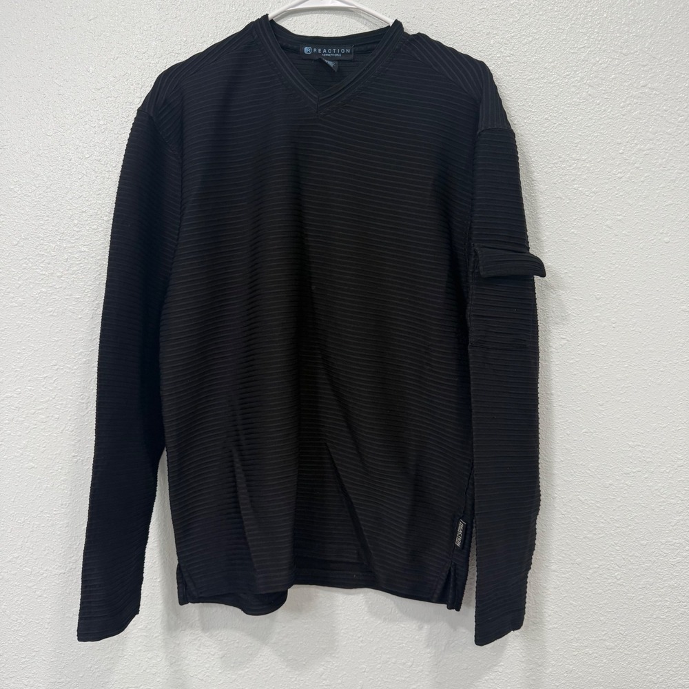 Kenneth Cole Reaction Mens Black Ribbed V-Neck Long Sleeve Utility Pocket Top M